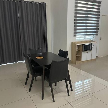 Bungalow Homestay Jasin Malacca Екстер'єр фото